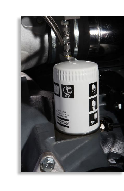 Классический масляный фильтр установленный на компрессор Atlas Copco ZT 75.