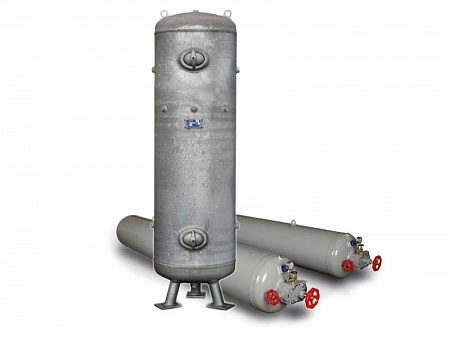 Atlas Copco 250. Вертикальный воздушный ресивер Atlas Copco 250 litres для морских судов.